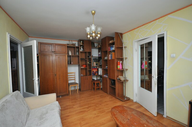 Rahova Margeanului apartament 4 camere centrala proprie bloc anvelopat