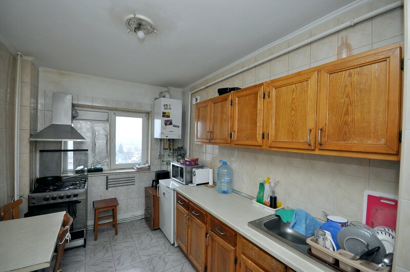 Rahova Margeanului apartament 4 camere centrala proprie bloc anvelopat